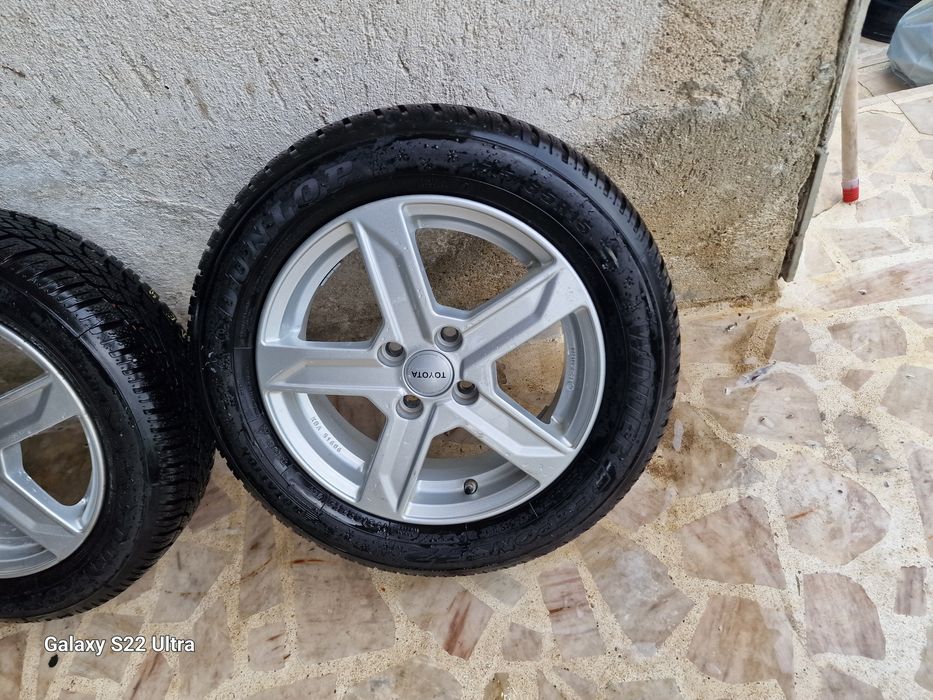 Toyota Yaris 15 Mazda Demio Kia Huyndai с 4 болта+гуми 175 65 15 зимни
