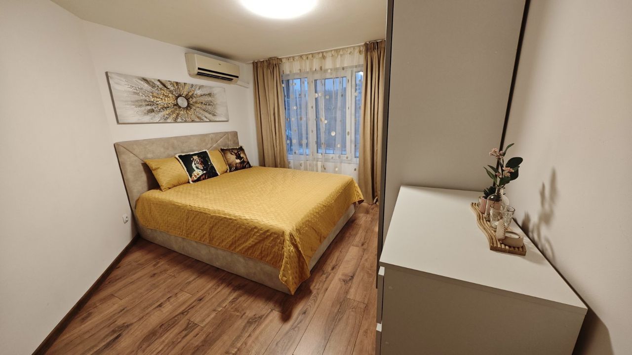 Дава се под наем Двустаен апартамент в Варна, Левски - 55 кв.м за 586.5 € - Снимка #2