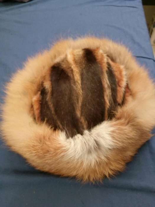 Caciula din blana de vulpe