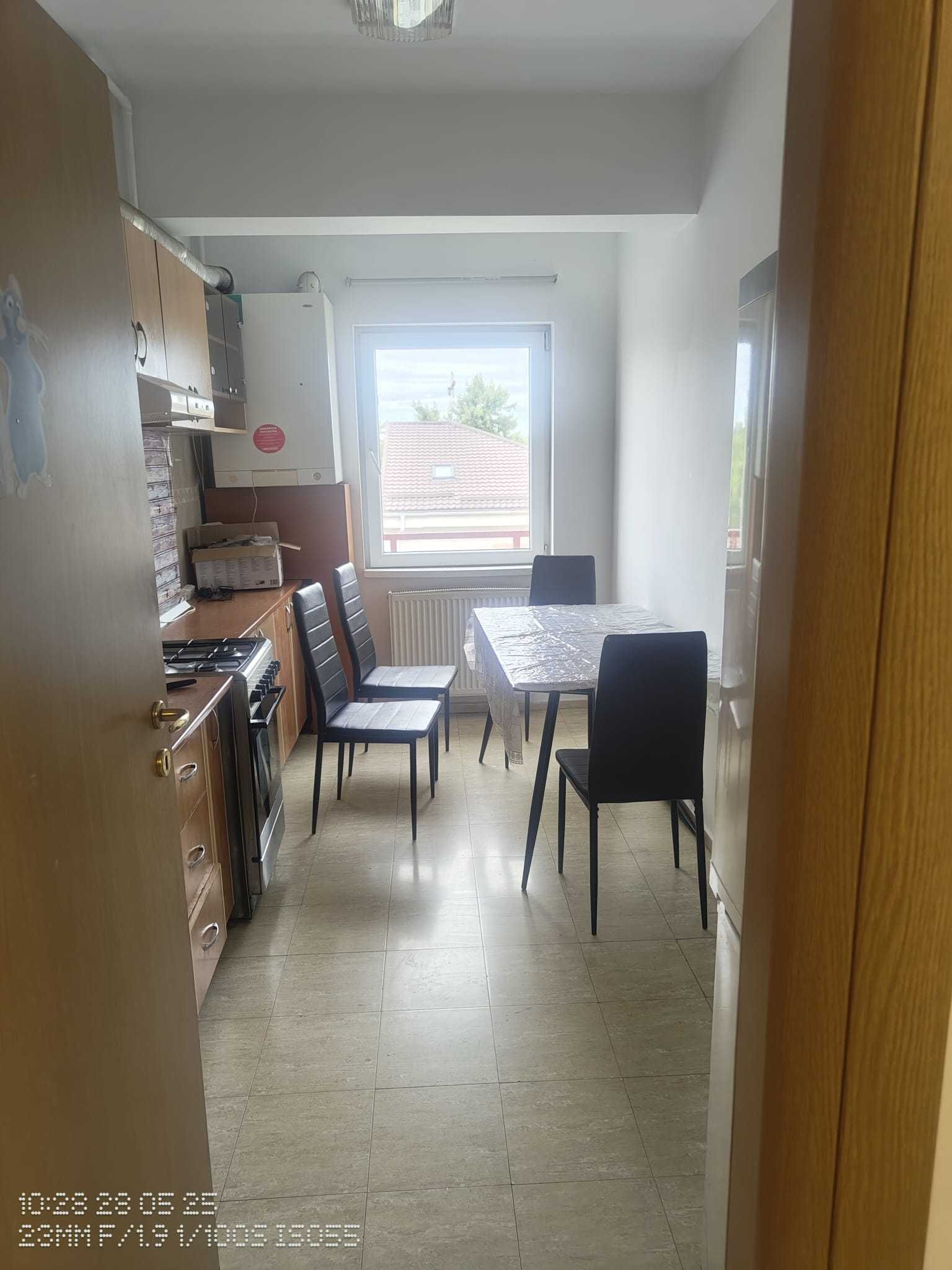 Inchiriez apartament 3 camere in Prelungirea Ghencea Complex Primavara