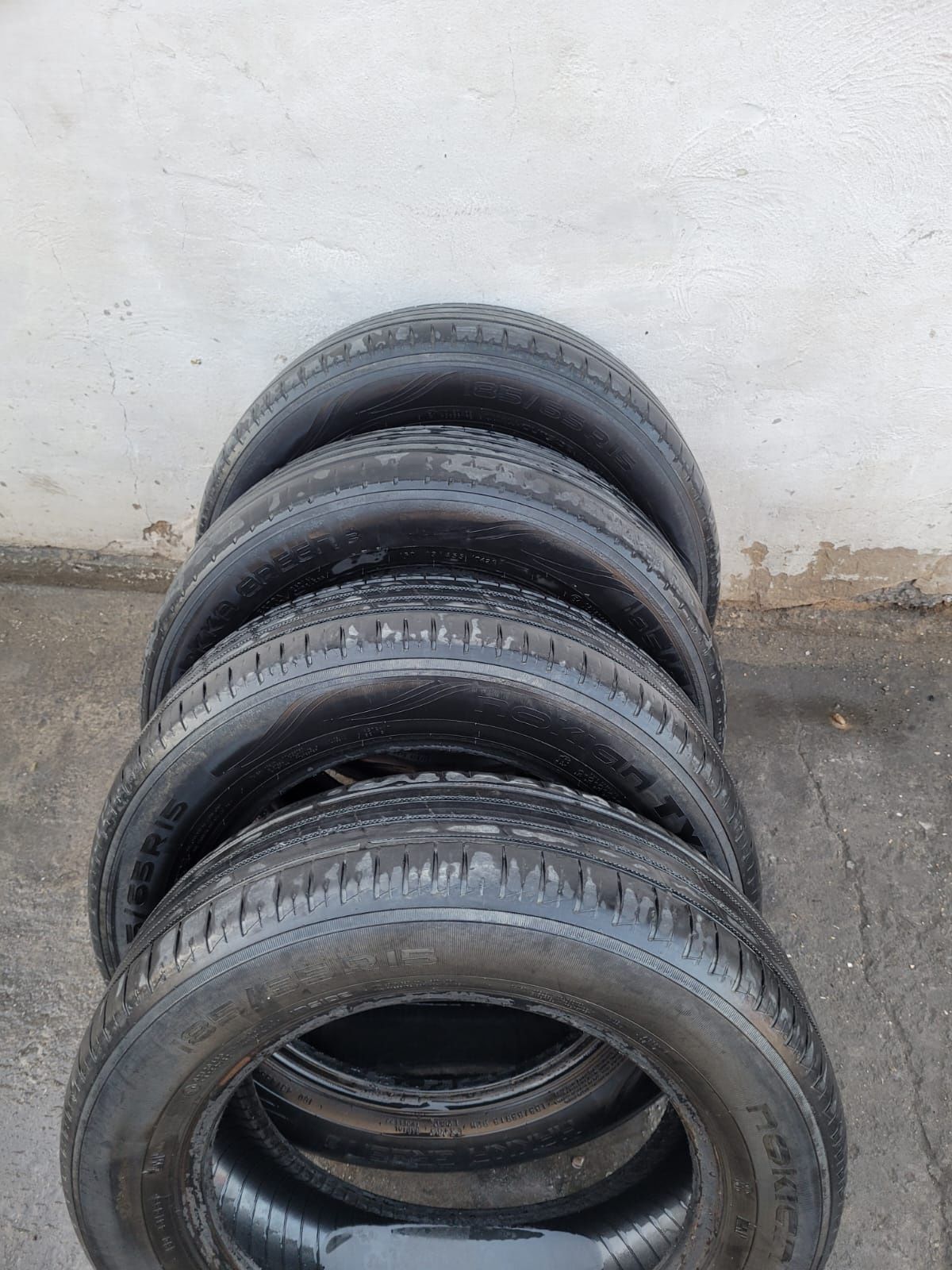 Продам автошины бывшего употребление размер 185/65 R 15