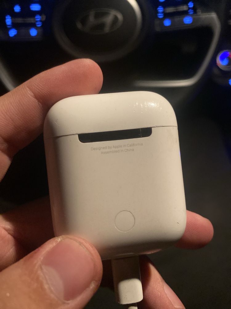 Airpods 1 кейс оригинал