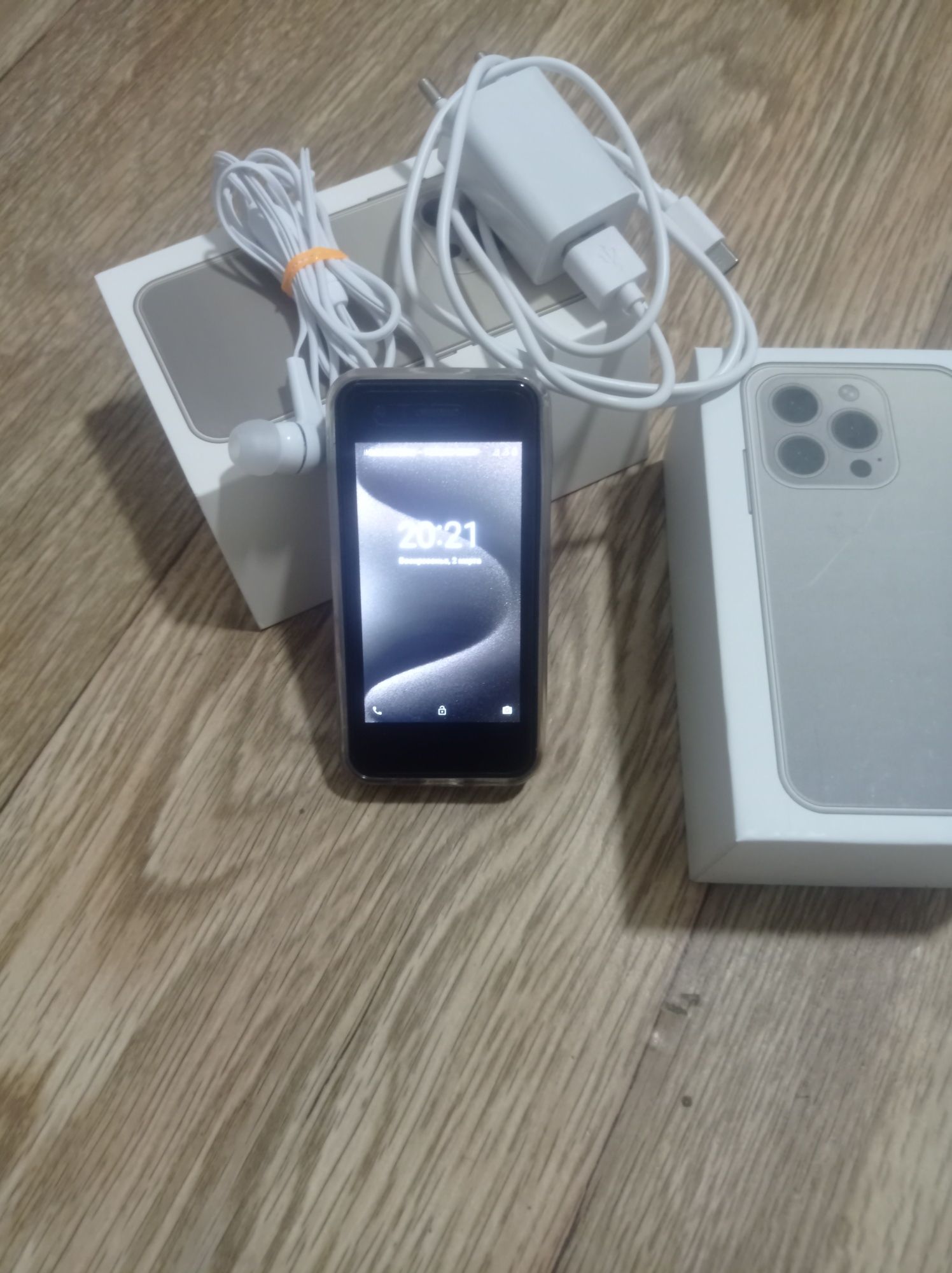 Mini iPhone 15 pro max