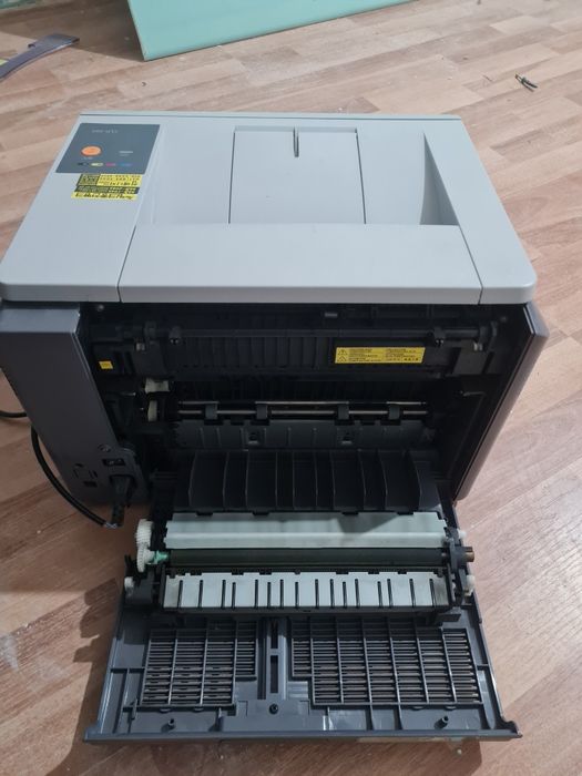 Printer clp 300 xolati yaxshi