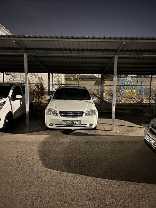 Lasseti 2013-yil 1,6 mator 3 pazitsiya