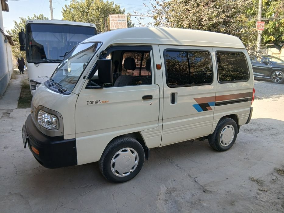 Damas 2015 yili chap tomon orqada kriloda azgina kraska bor probeg 315