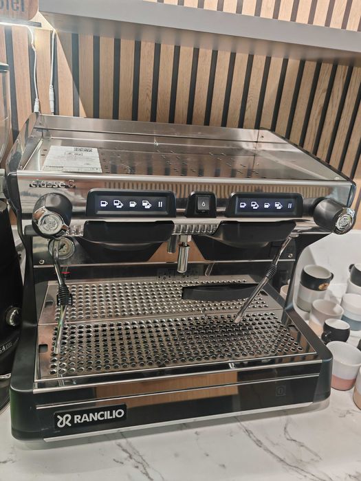 Vând espressor rancilio classe 5 și 2 râșnițe