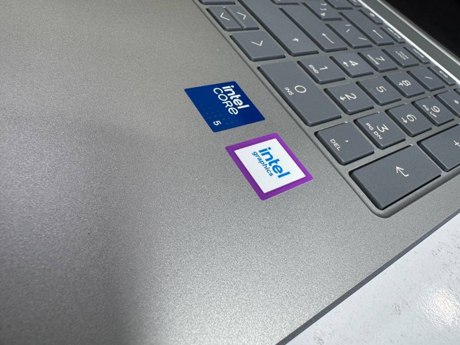 Hp cor 5 eng soʻngi avlod mutloqo yangi 16/512gb ssd