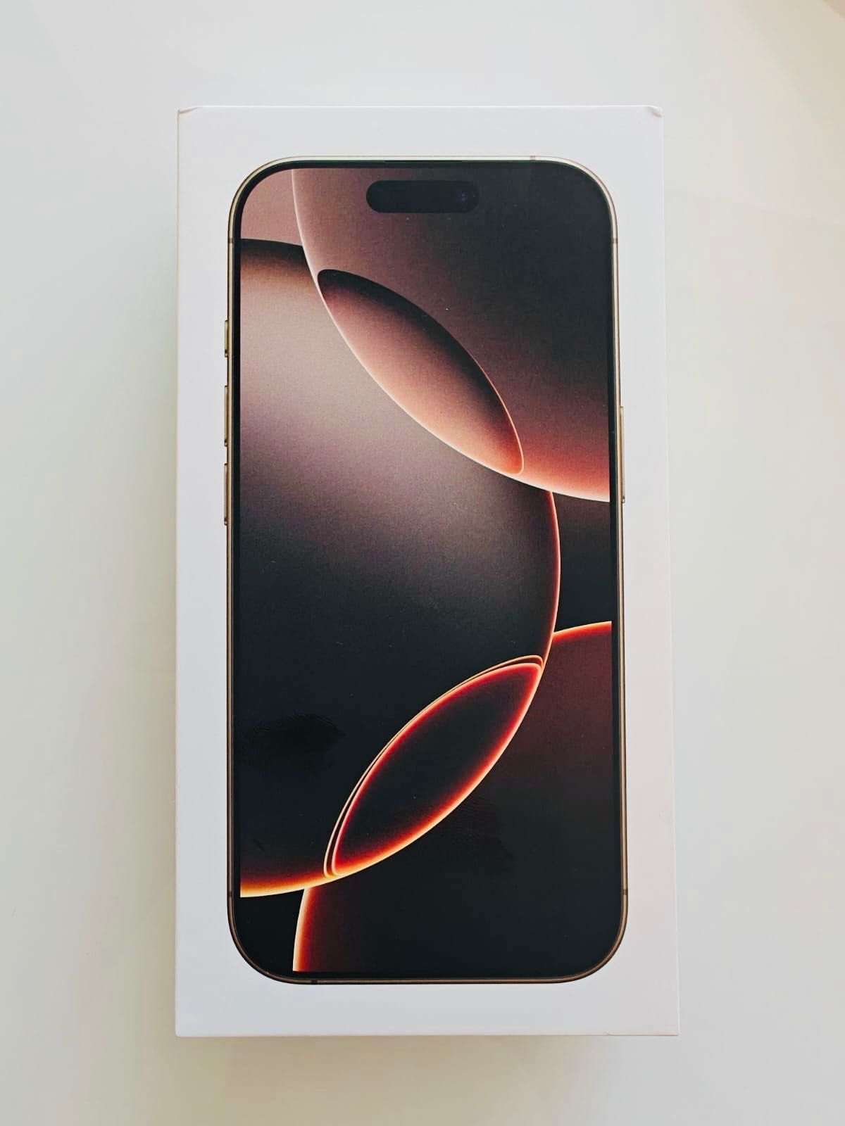 Нови Iphone 16 Pro (512GB): Desert Titanium & White Titanium