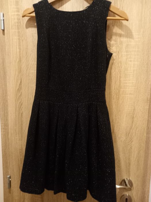 Рокля със сребърни нишки