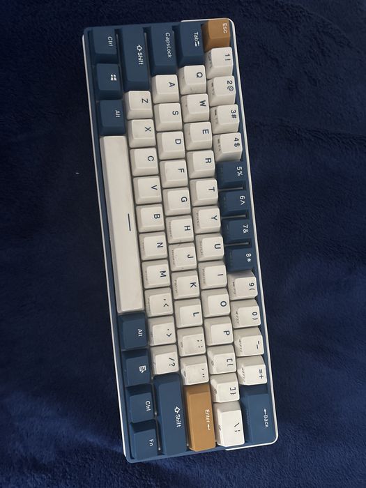 Tastatura Royal Kludge 61 Plus