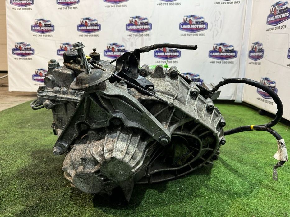 Cutie de viteze manuala 6+1 volvo v40 2.0 d d3 d5204t6 tip: m66d,tf-80sd rfcg9r-7f097-cea, an 2013