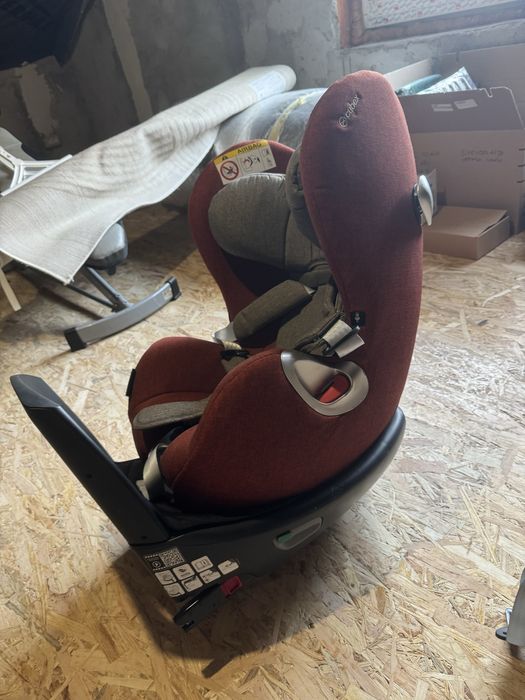 Scaun auto pentru copii model Cybex