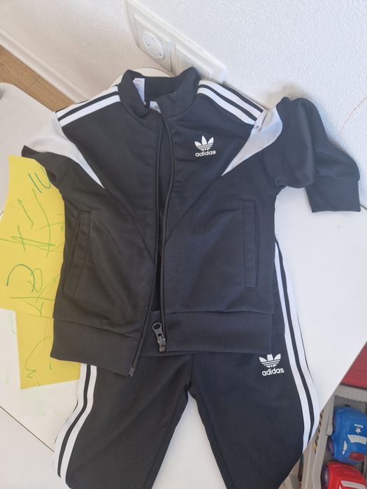 Set Adidas, trening și incaltaminte