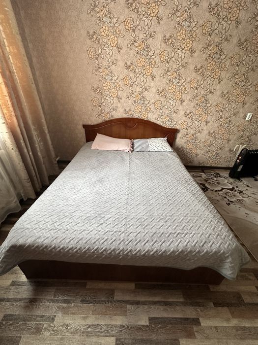 Кровать двухспальная
