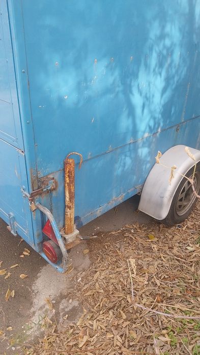 Ремарке 800 килограма