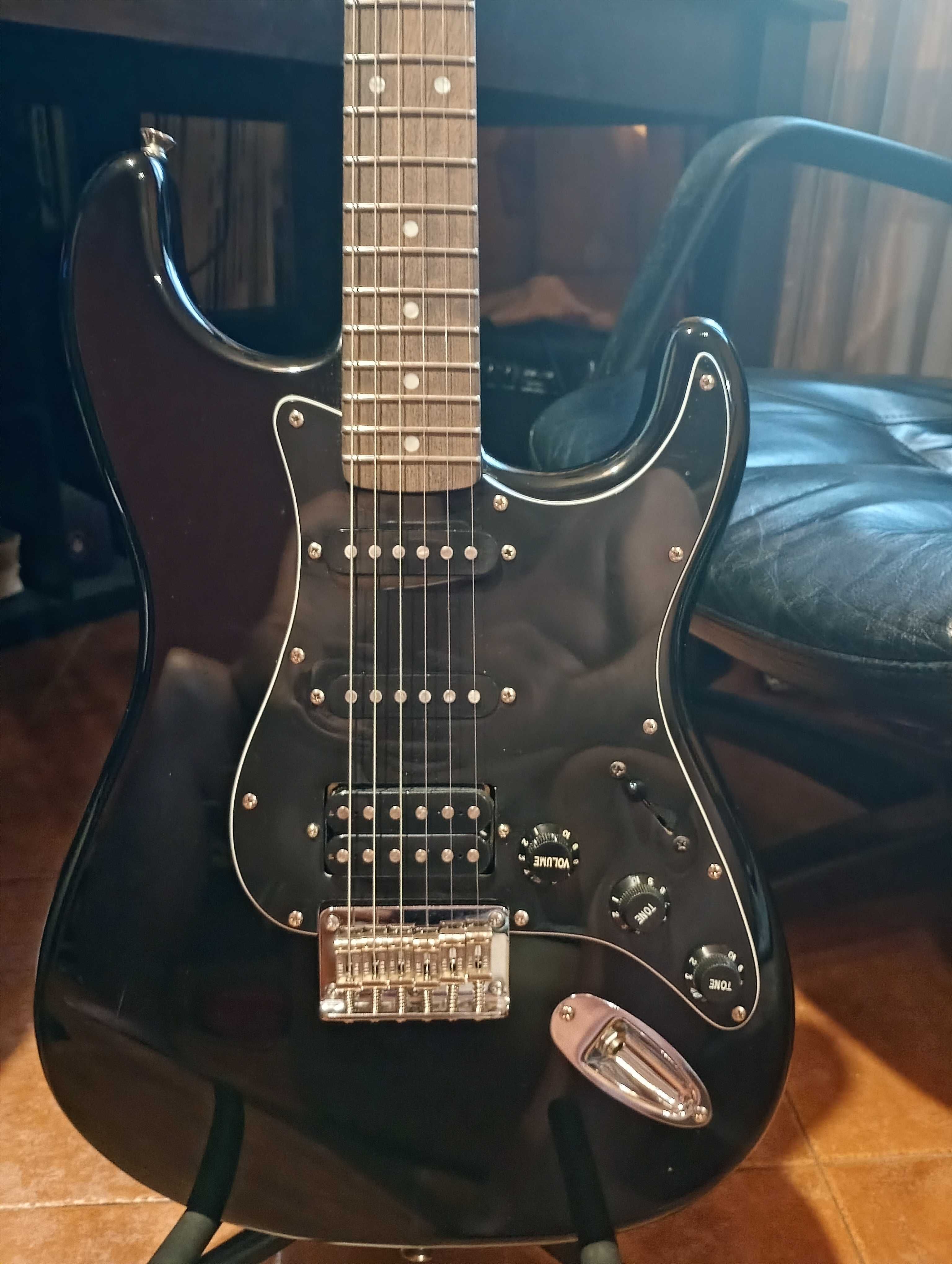 Fender Stratocaster model hardtail