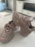 Adidasi Steve Madden