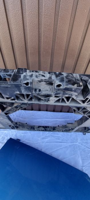 Capota motor renault scenic 3
