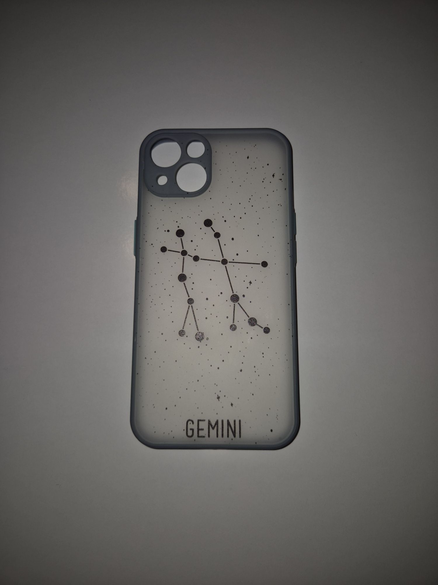 Калъфи за Iphone 13 чистата версия