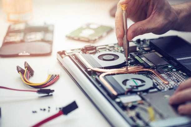 Servicii si reparatii hardware laptop / PC