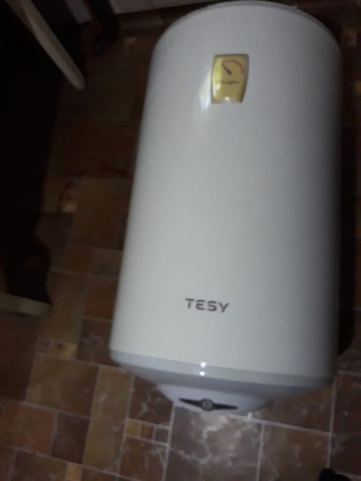 Boilere pentru apa calda 80 litrii