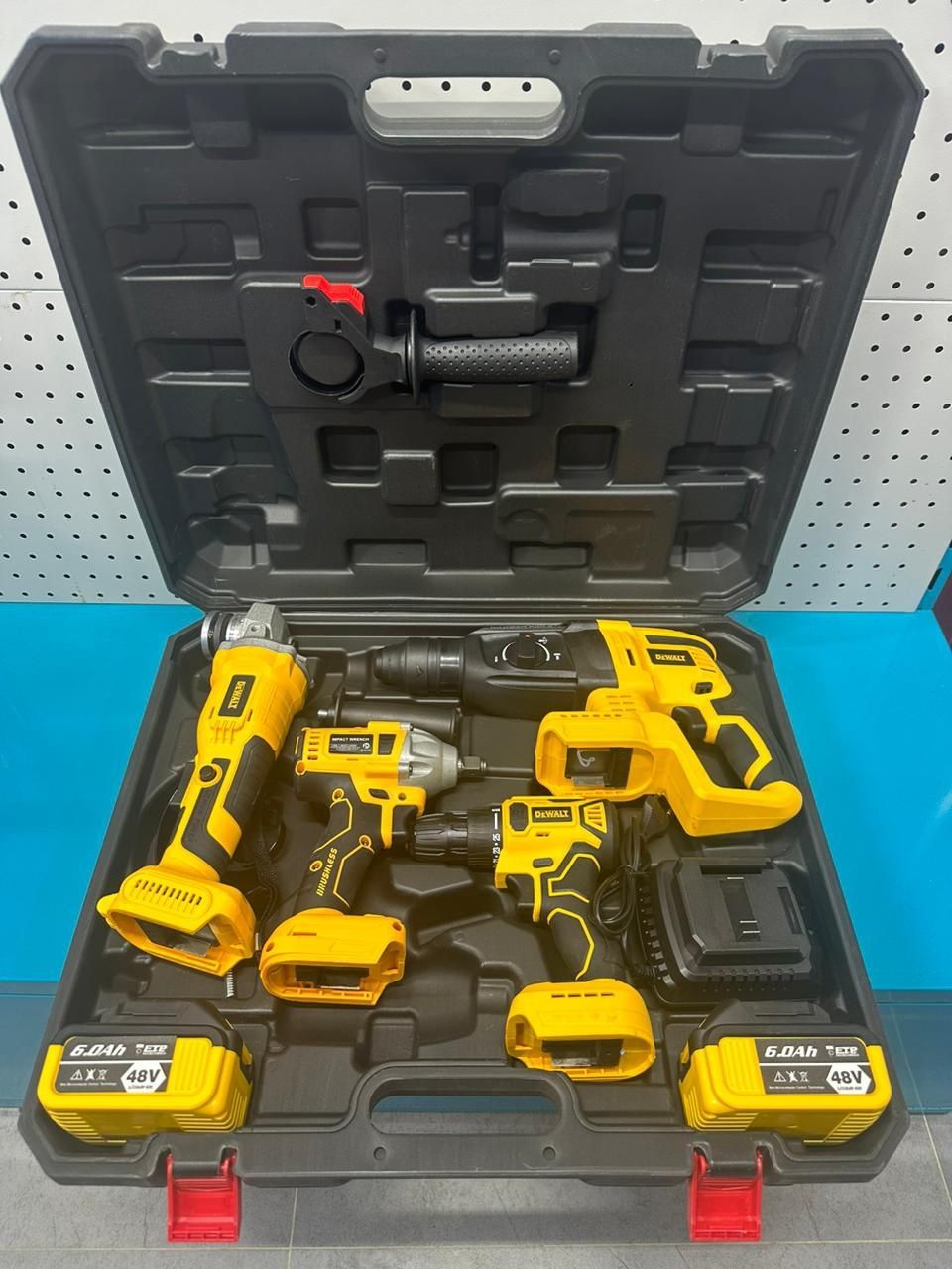 Набор 4в1 Dewalt