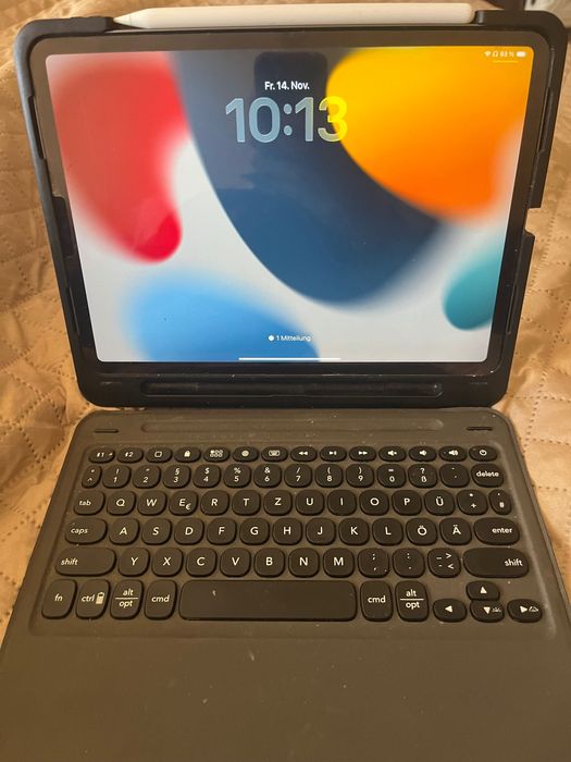 Apple iPad Pro 11" 3th Gen + pencil + Keyboard Case