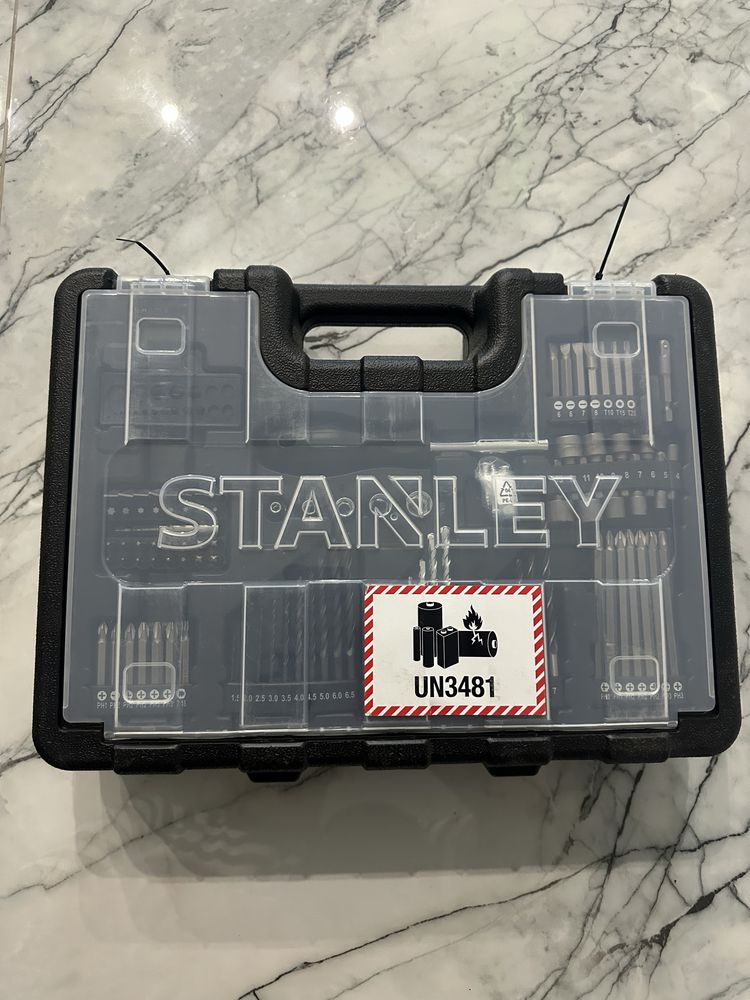 Stanley FatMax 18V Brushless cu percuție +100 Accesorii SFMCD715D2A-QW