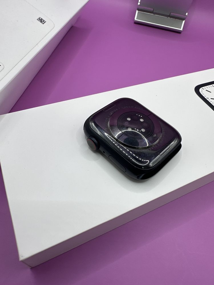 Apple Watch Seria 7 Cellular/Gps Baterie 100•Matei Amanet Crangasi•519