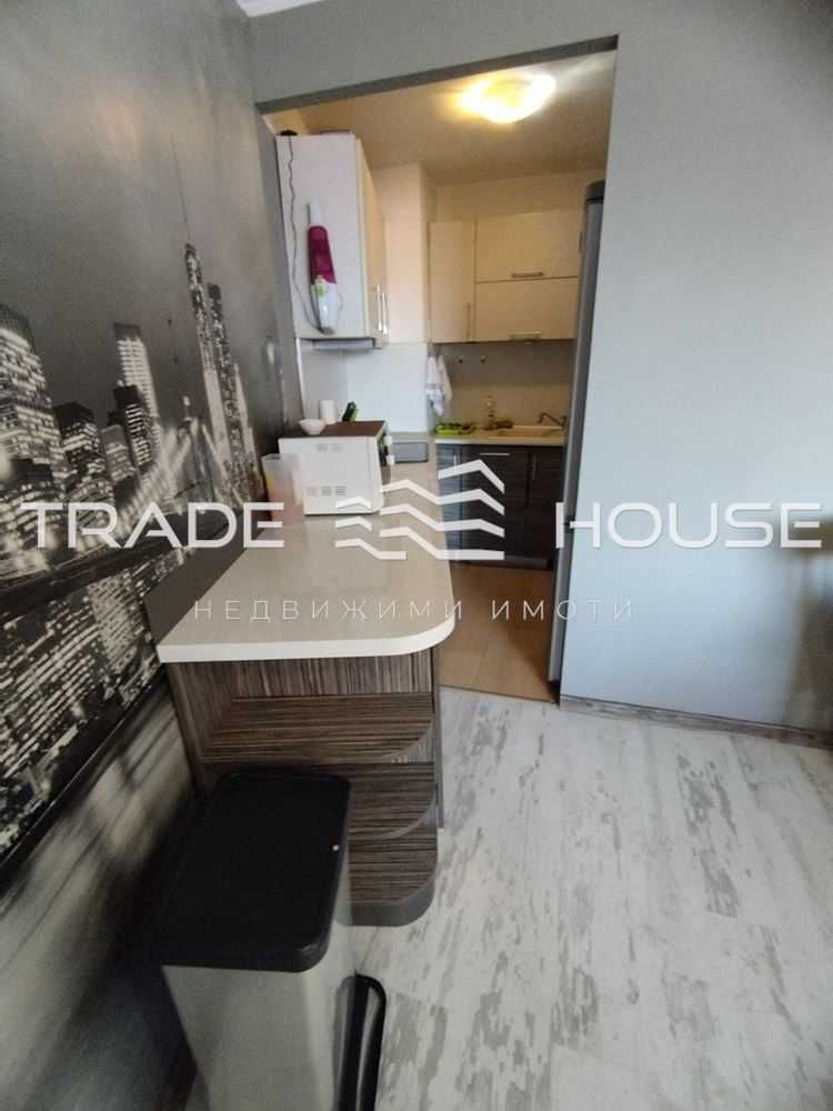 Дава се под наем Двустаен апартамент в Пловдив, Център - 70 кв.м за 400 € - Снимка #3