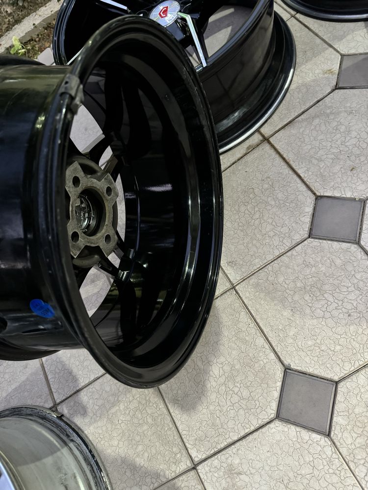 R-15 Vossen Диска.