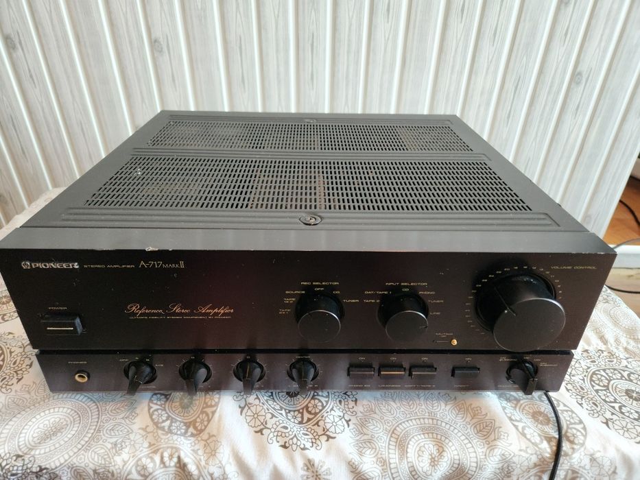 Amplificator Pionner A 717 mark2