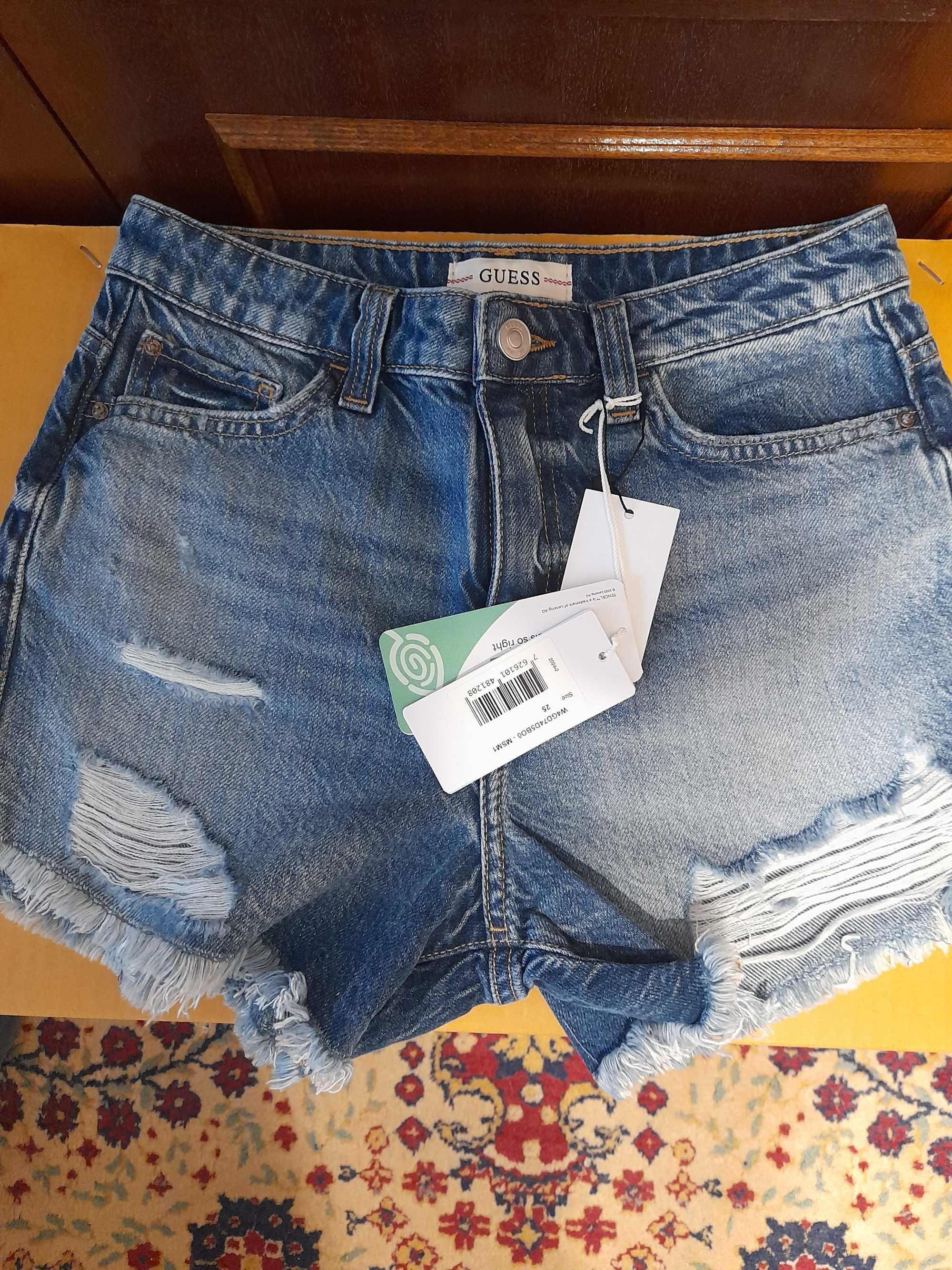 Къси Дамски Дънки GUESS