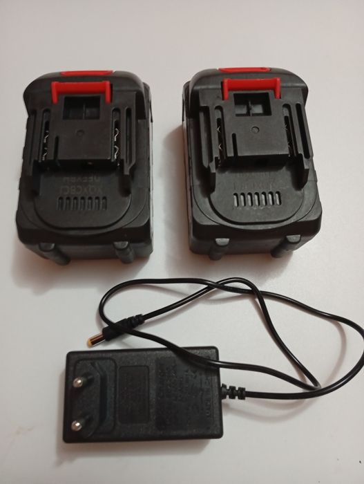 Baterii, acumulatori