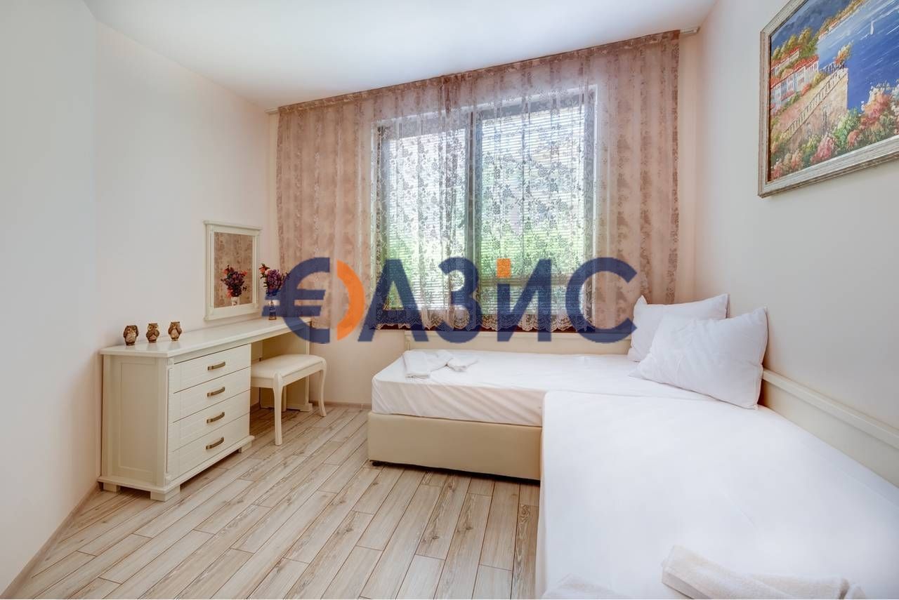 Продава се Тристаен апартамент в Свети Влас - 81 кв.м за 1606 €/кв.м - Снимка #6
