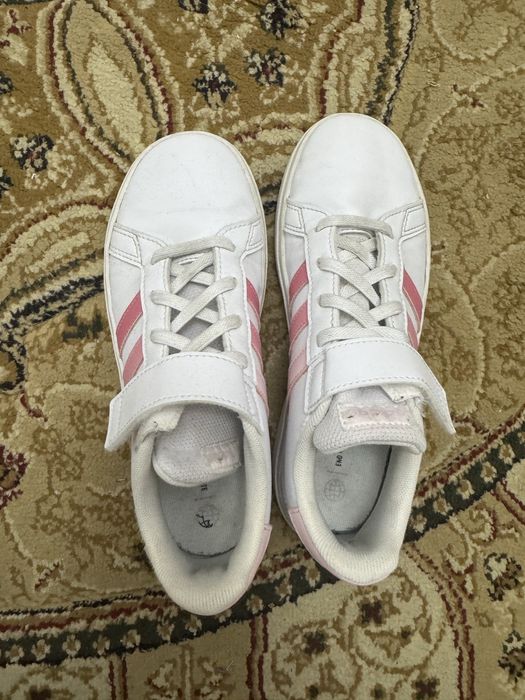 Детски маратонки Adidas за момичета