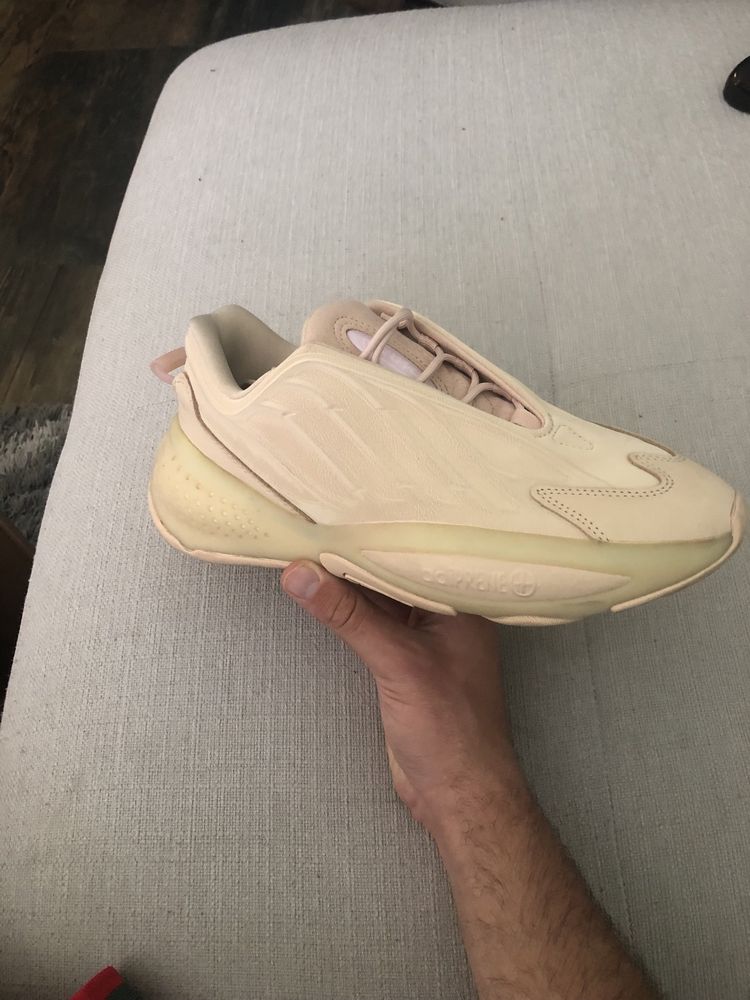 Adidas Ozrah Beige