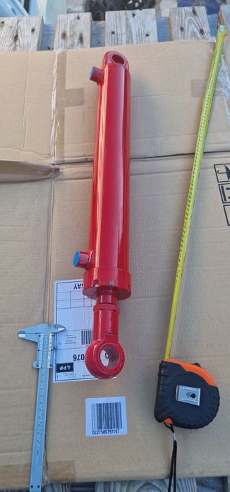 Cilindru hidraulic 650 mm închis deschide 500 mm tija grosime 35 mm di