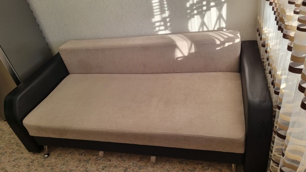 Диван раскладной в отличном состоянии