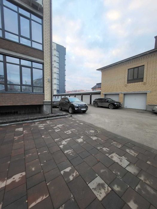 Клубный дом "Байсанат". Центр