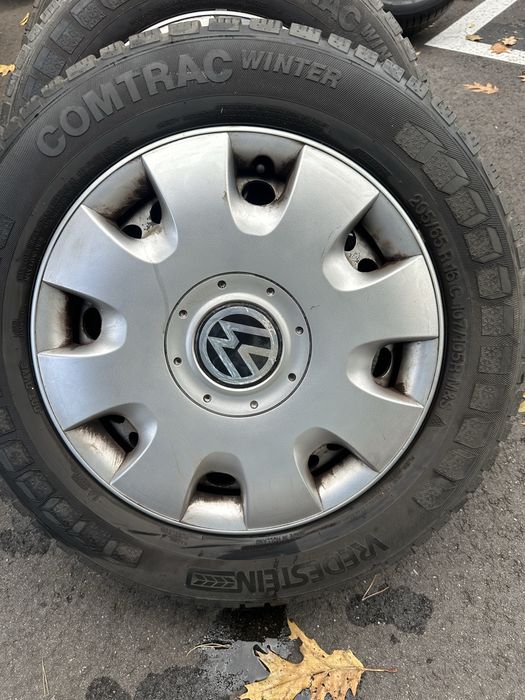 Roti pentru T5 . 205 65 16C 500 lei setul complet