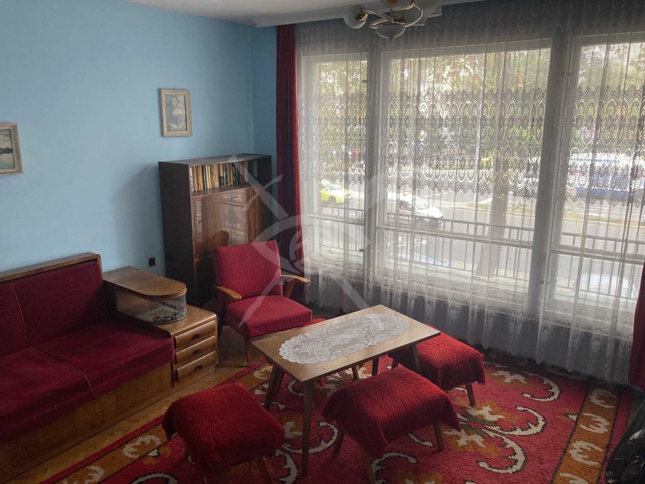 Продава се Тристаен апартамент в Бургас, Център - 88 кв.м за 2063 €/кв.м - Снимка #2