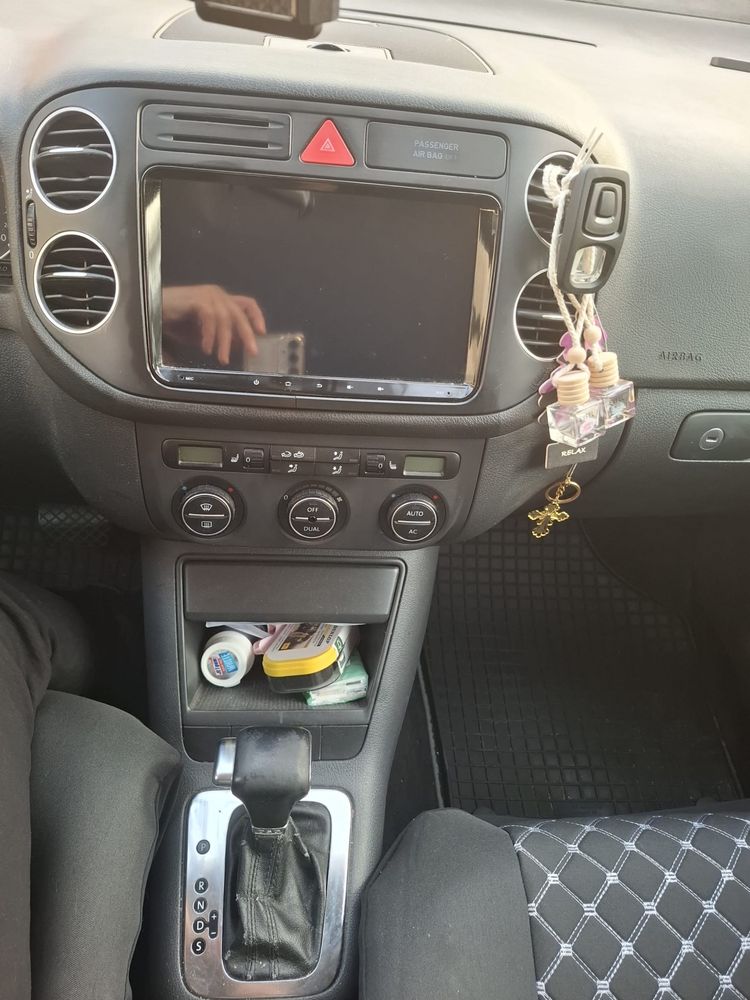 Vand golf 5 plus DSG cititi cu atentie descrierea!!!