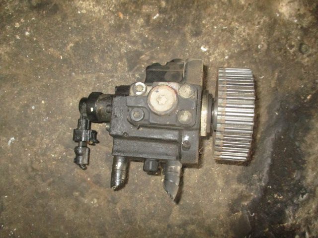 Pompa inalta injectie motorina Opel Signum Vectra Saab motor 1,9 CDTI
