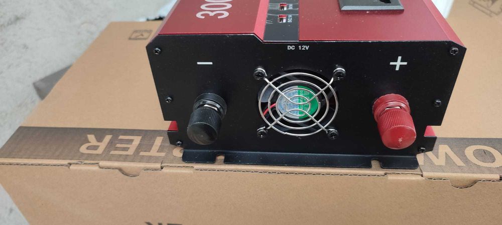 Invertor-Convertor Auto DC-AC 3000W 12V/220V CALITATE PREMIUM