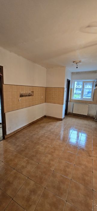 Apartament Lupeni 2 camere, decomandat, parter