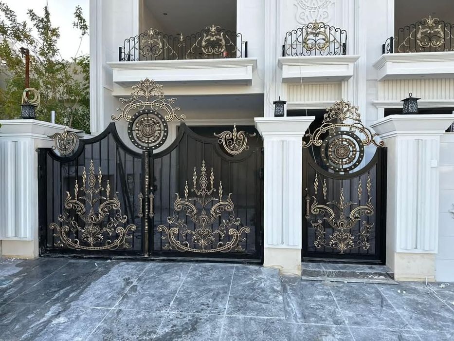 Porți și garduri din fier