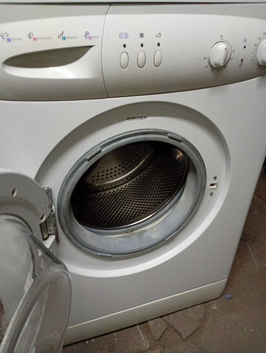 Пералня Crown в отлично състояние