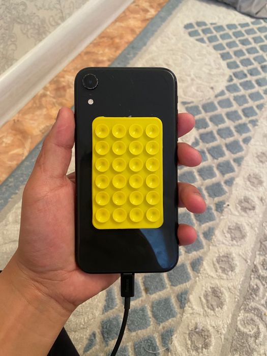 Iphone XR 64гб 75%